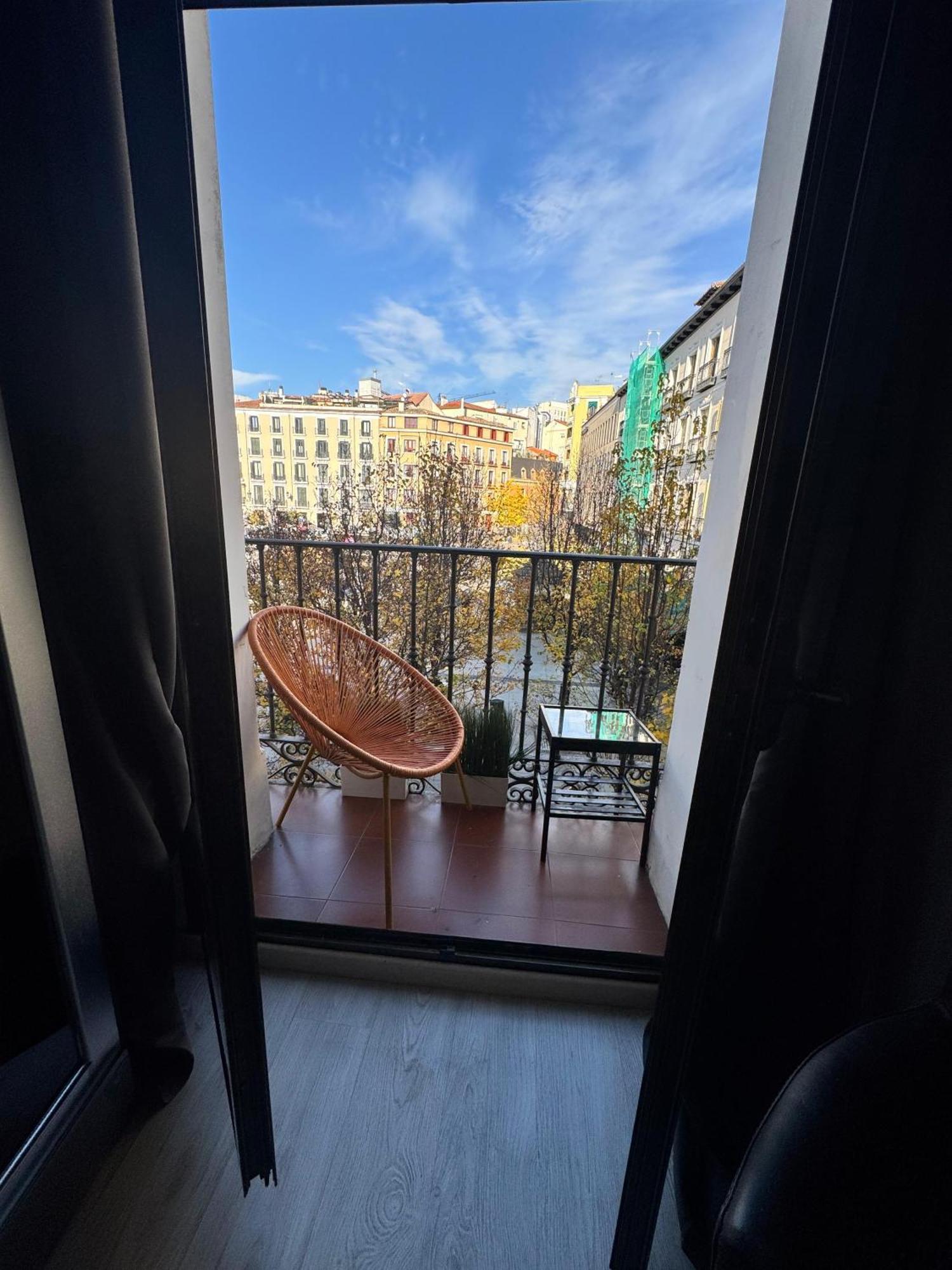 Opera Lux Hotel Madrid Buitenkant foto