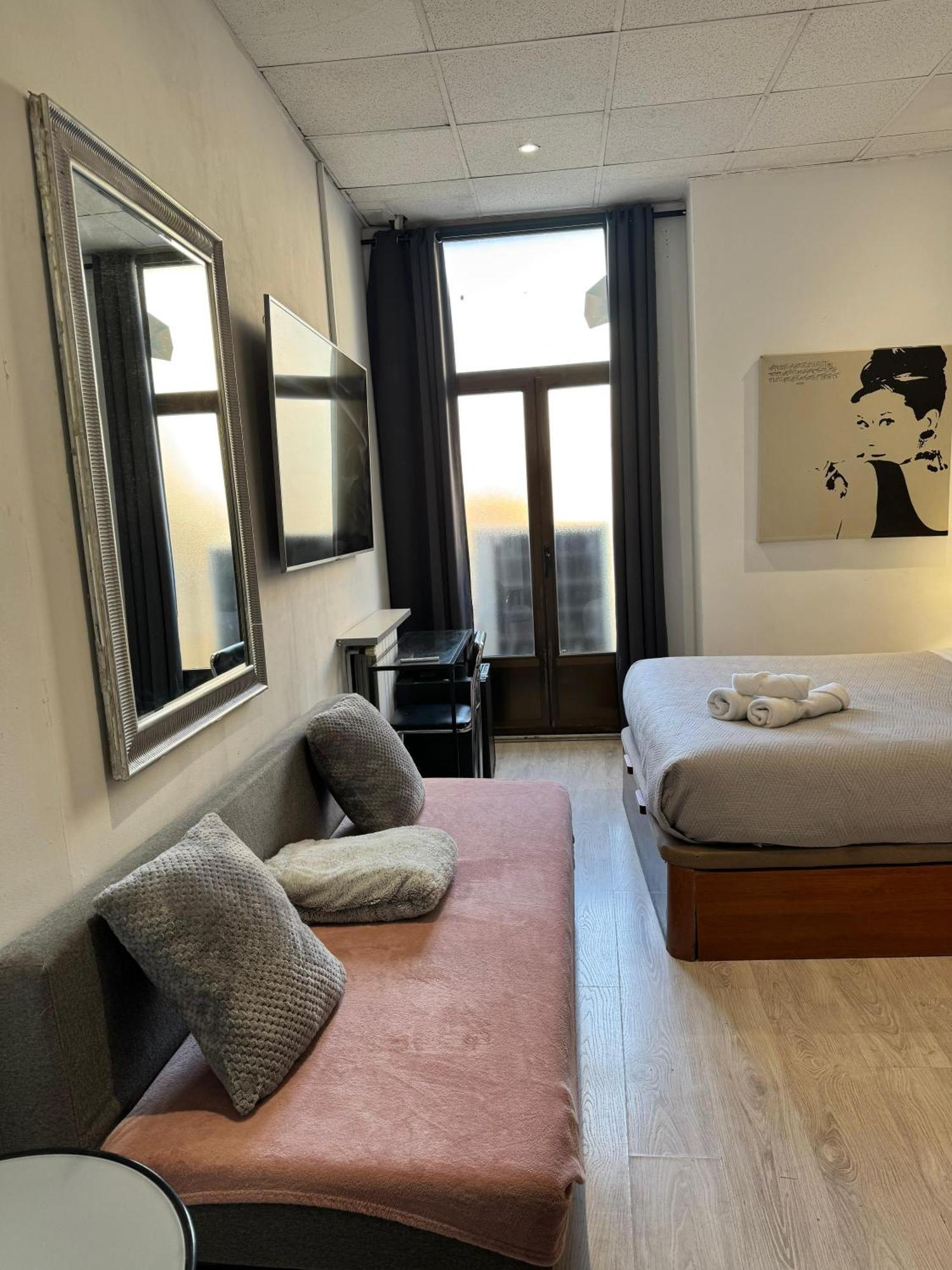 Opera Lux Hotel Madrid Buitenkant foto